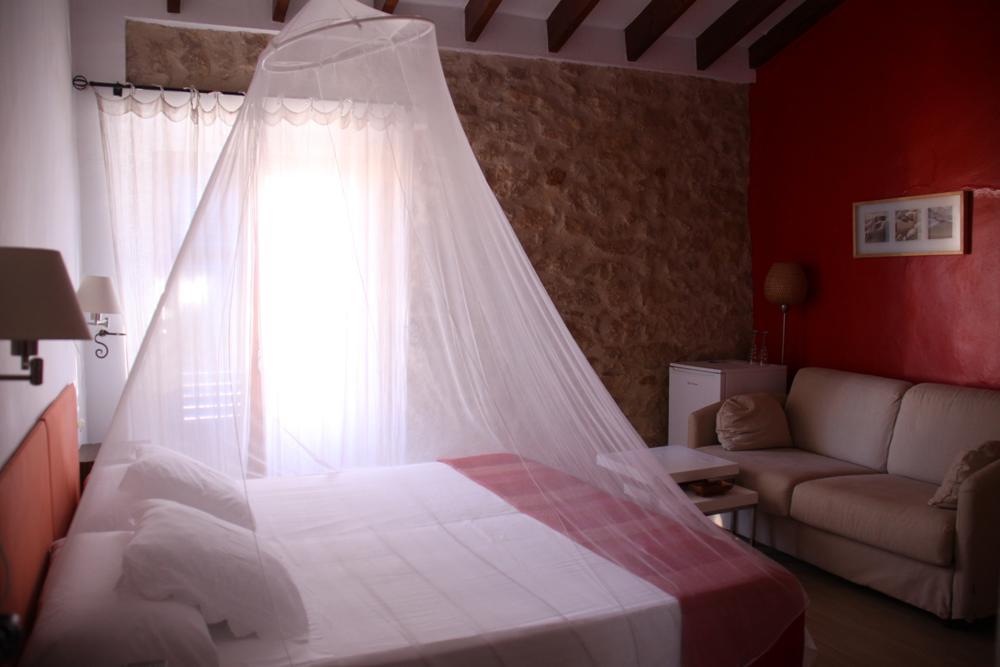 La Trancada Hotel *